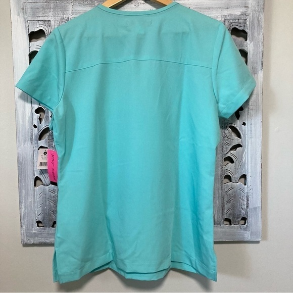 Betsey Johnson Rosemary 1-Pocket STRETCH Y-Neck Scrub Top Fresh Mint Teal - Picture 8 of 8